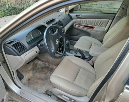 Бежевий Тойота Камрі, об'ємом двигуна 2.4 л та пробігом 300 тис. км за 5200 $, фото 6 на Automoto.ua