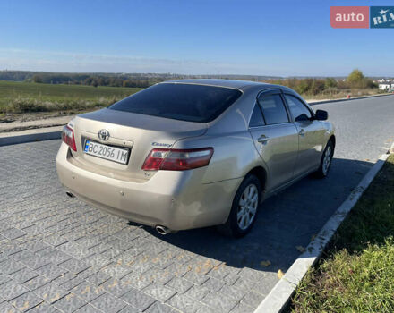 Бежевий Тойота Камрі, об'ємом двигуна 3.5 л та пробігом 262 тис. км за 7990 $, фото 3 на Automoto.ua