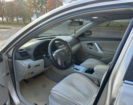 Бежевий Тойота Камрі, об'ємом двигуна 2.4 л та пробігом 147 тис. км за 8800 $, фото 8 на Automoto.ua