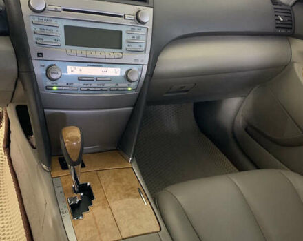 Бежевый Тойота Камри, объемом двигателя 3.5 л и пробегом 245 тыс. км за 10300 $, фото 6 на Automoto.ua