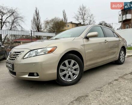 Бежевый Тойота Камри, объемом двигателя 3.5 л и пробегом 187 тыс. км за 8999 $, фото 1 на Automoto.ua