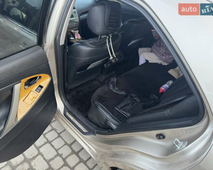 Бежевый Тойота Камри, объемом двигателя 3.46 л и пробегом 332 тыс. км за 9500 $, фото 2 на Automoto.ua