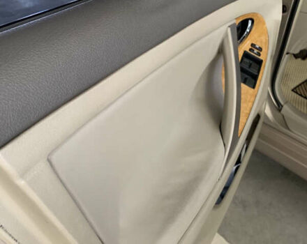 Бежевый Тойота Камри, объемом двигателя 3.5 л и пробегом 245 тыс. км за 10300 $, фото 5 на Automoto.ua