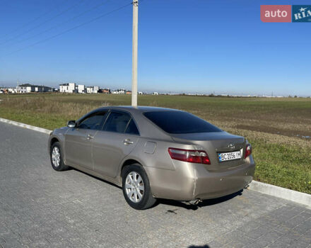Бежевий Тойота Камрі, об'ємом двигуна 3.5 л та пробігом 262 тис. км за 7990 $, фото 2 на Automoto.ua