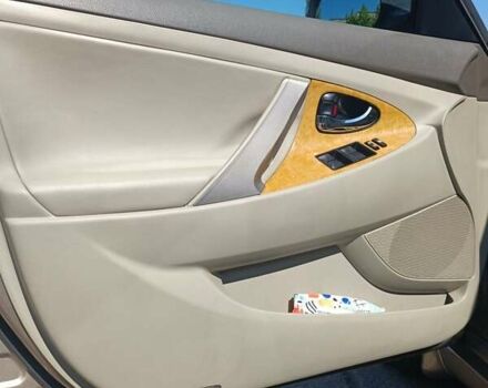 Бежевий Тойота Камрі, об'ємом двигуна 3.46 л та пробігом 153 тис. км за 12700 $, фото 15 на Automoto.ua