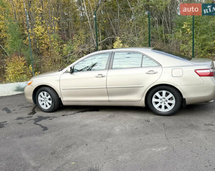 Бежевий Тойота Камрі, об'ємом двигуна 3.5 л та пробігом 183 тис. км за 10700 $, фото 7 на Automoto.ua