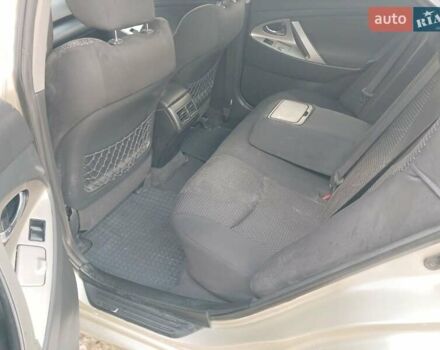 Бежевый Тойота Камри, объемом двигателя 2.4 л и пробегом 285 тыс. км за 6450 $, фото 5 на Automoto.ua