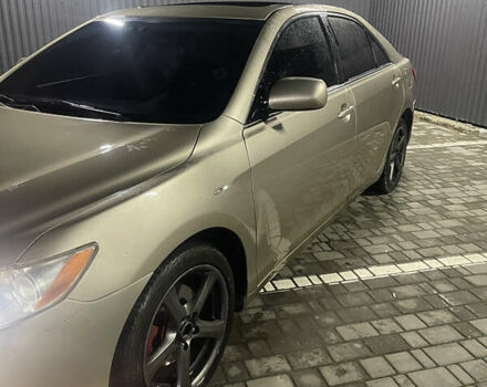 Бежевый Тойота Камри, объемом двигателя 2.4 л и пробегом 400 тыс. км за 6750 $, фото 5 на Automoto.ua