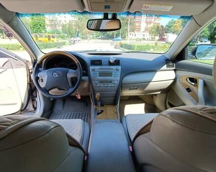 Бежевий Тойота Камрі, об'ємом двигуна 3.46 л та пробігом 153 тис. км за 12700 $, фото 22 на Automoto.ua