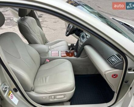 Бежевый Тойота Камри, объемом двигателя 3.5 л и пробегом 175 тыс. км за 7800 $, фото 22 на Automoto.ua