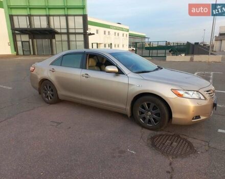 Бежевий Тойота Камрі, об'ємом двигуна 3.46 л та пробігом 228 тис. км за 10400 $, фото 1 на Automoto.ua