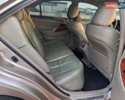 Бежевий Тойота Камрі, об'ємом двигуна 3.46 л та пробігом 228 тис. км за 10400 $, фото 5 на Automoto.ua