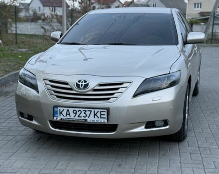 Бежевий Тойота Камрі, об'ємом двигуна 3.5 л та пробігом 243 тис. км за 7600 $, фото 1 на Automoto.ua
