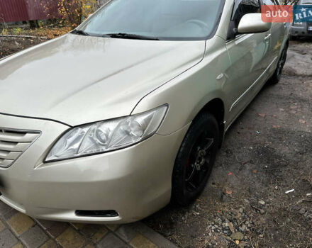 Бежевий Тойота Камрі, об'ємом двигуна 2.4 л та пробігом 230 тис. км за 7700 $, фото 5 на Automoto.ua