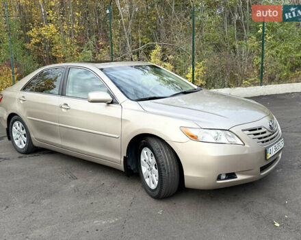 Бежевий Тойота Камрі, об'ємом двигуна 3.5 л та пробігом 183 тис. км за 10700 $, фото 3 на Automoto.ua