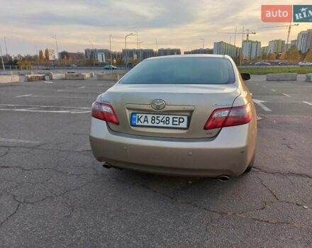 Бежевий Тойота Камрі, об'ємом двигуна 3.46 л та пробігом 228 тис. км за 10400 $, фото 3 на Automoto.ua