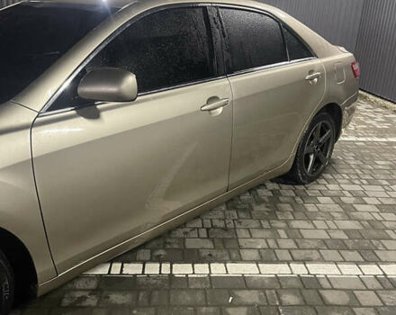Бежевый Тойота Камри, объемом двигателя 2.4 л и пробегом 400 тыс. км за 6750 $, фото 6 на Automoto.ua