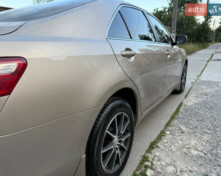 Тойота Камри 2008 в Харькове на Automoto.ua Бежевый Тойота Камри, объемом двигателя 2.4 л и пробегом 73 тыс. км за 10000 $, фото 69 на Automoto.ua