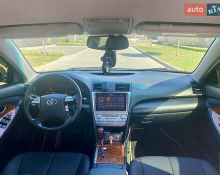 Бежевый Тойота Камри, объемом двигателя 2.36 л и пробегом 320 тыс. км за 6250 $, фото 5 на Automoto.ua
