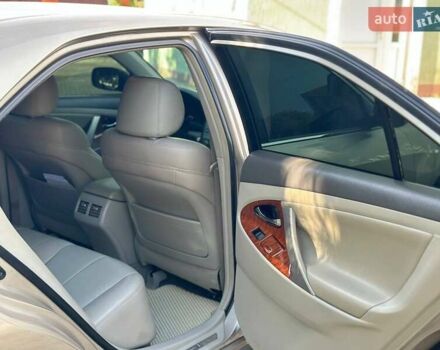 Бежевий Тойота Камрі, об'ємом двигуна 2.36 л та пробігом 149 тис. км за 9000 $, фото 12 на Automoto.ua