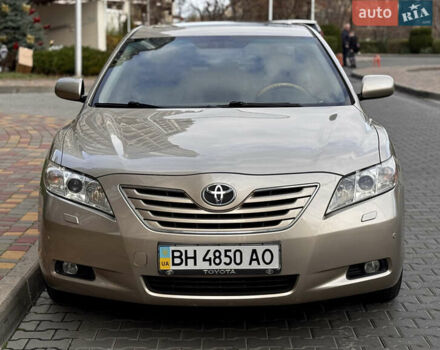 Бежевый Тойота Камри, объемом двигателя 3.5 л и пробегом 156 тыс. км за 9500 $, фото 3 на Automoto.ua