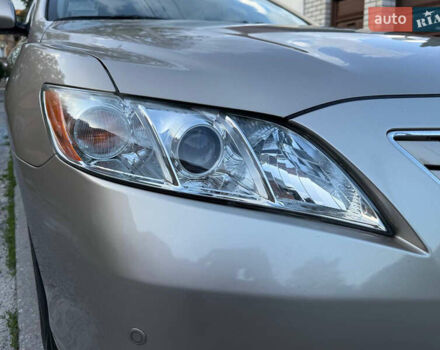 Тойота Камри 2008 в Харькове на Automoto.ua Бежевый Тойота Камри, объемом двигателя 2.4 л и пробегом 73 тыс. км за 10000 $, фото 18 на Automoto.ua