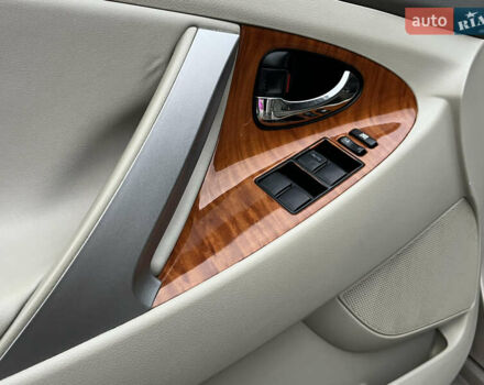 Бежевий Тойота Камрі, об'ємом двигуна 3.5 л та пробігом 170 тис. км за 9900 $, фото 49 на Automoto.ua