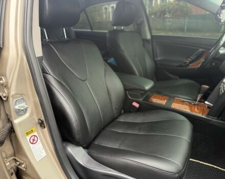 Бежевый Тойота Камри, объемом двигателя 2.4 л и пробегом 320 тыс. км за 6650 $, фото 18 на Automoto.ua