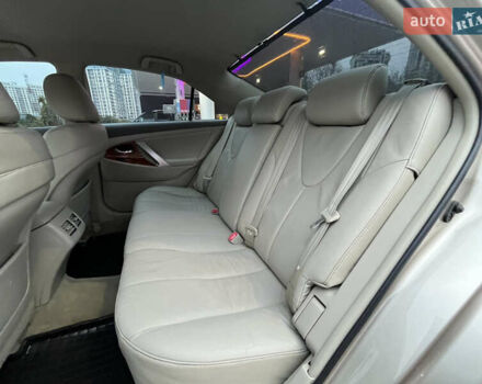 Бежевий Тойота Камрі, об'ємом двигуна 3.5 л та пробігом 170 тис. км за 9900 $, фото 57 на Automoto.ua