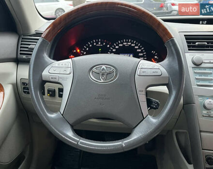 Бежевий Тойота Камрі, об'ємом двигуна 3.5 л та пробігом 170 тис. км за 9900 $, фото 25 на Automoto.ua