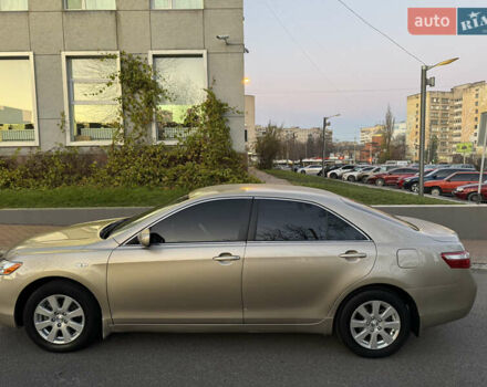 Бежевый Тойота Камри, объемом двигателя 2.4 л и пробегом 90 тыс. км за 11500 $, фото 7 на Automoto.ua