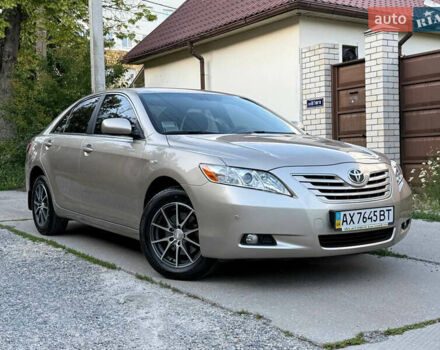 Тойота Камри 2008 в Харькове на Automoto.ua Бежевый Тойота Камри, объемом двигателя 2.4 л и пробегом 73 тыс. км за 10000 $, фото 5 на Automoto.ua
