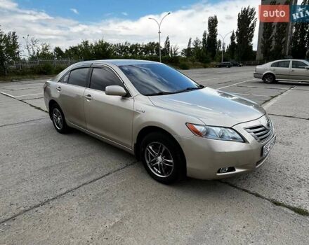 Бежевий Тойота Камрі, об'ємом двигуна 2.4 л та пробігом 300 тис. км за 8200 $, фото 6 на Automoto.ua