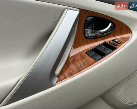 Бежевий Тойота Камрі, об'ємом двигуна 3.5 л та пробігом 170 тис. км за 8999 $, фото 42 на Automoto.ua