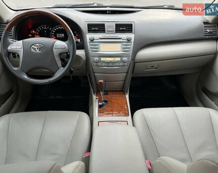 Бежевий Тойота Камрі, об'ємом двигуна 3.5 л та пробігом 170 тис. км за 9900 $, фото 22 на Automoto.ua