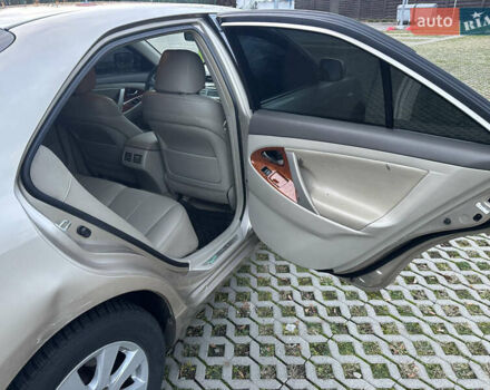 Бежевый Тойота Камри, объемом двигателя 2.4 л и пробегом 117 тыс. км за 7499 $, фото 23 на Automoto.ua