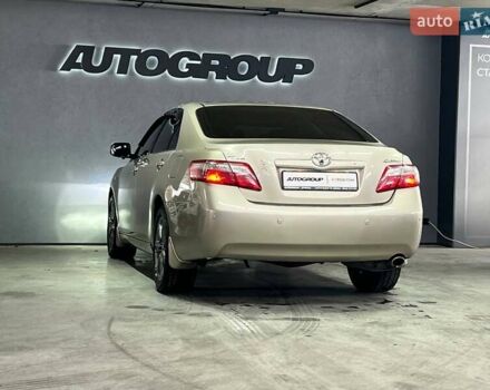 Бежевый Тойота Камри, объемом двигателя 2.36 л и пробегом 144 тыс. км за 10950 $, фото 4 на Automoto.ua