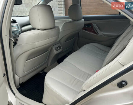 Бежевий Тойота Камрі, об'ємом двигуна 3.5 л та пробігом 170 тис. км за 8999 $, фото 39 на Automoto.ua