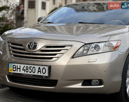 Бежевый Тойота Камри, объемом двигателя 3.5 л и пробегом 156 тыс. км за 9500 $, фото 4 на Automoto.ua