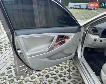 Бежевый Тойота Камри, объемом двигателя 2.4 л и пробегом 117 тыс. км за 7499 $, фото 17 на Automoto.ua