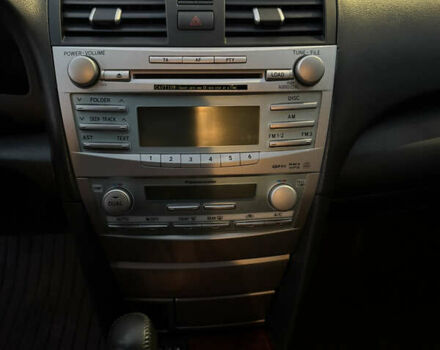 Бежевый Тойота Камри, объемом двигателя 2.4 л и пробегом 90 тыс. км за 11500 $, фото 18 на Automoto.ua