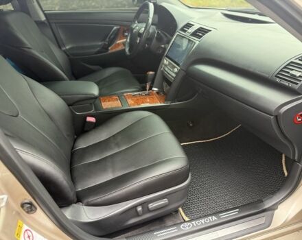 Бежевый Тойота Камри, объемом двигателя 2.4 л и пробегом 320 тыс. км за 6650 $, фото 17 на Automoto.ua