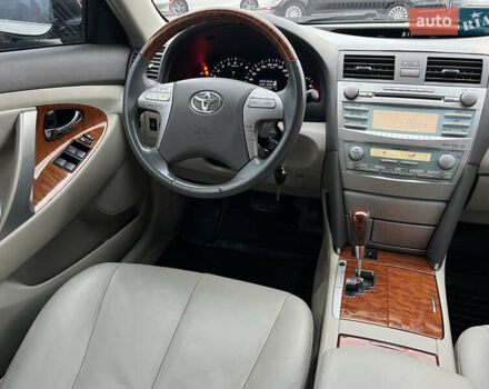 Бежевий Тойота Камрі, об'ємом двигуна 3.5 л та пробігом 170 тис. км за 9900 $, фото 23 на Automoto.ua