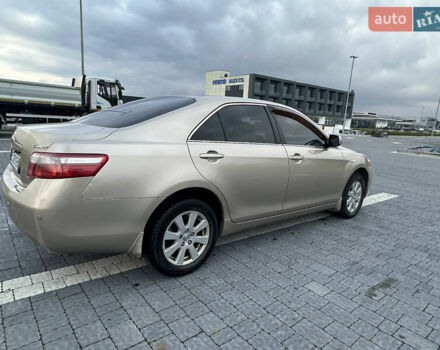 Бежевый Тойота Камри, объемом двигателя 3.5 л и пробегом 339 тыс. км за 9300 $, фото 4 на Automoto.ua