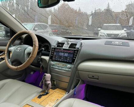Тойота Камри 2008 в Кривом Роге на Automoto.ua Бежевый Тойота Камри, объемом двигателя 2.4 л и пробегом 193 тыс. км за 8999 $, фото 9 на Automoto.ua