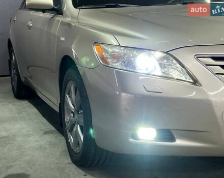 Бежевый Тойота Камри, объемом двигателя 2.36 л и пробегом 144 тыс. км за 10950 $, фото 1 на Automoto.ua