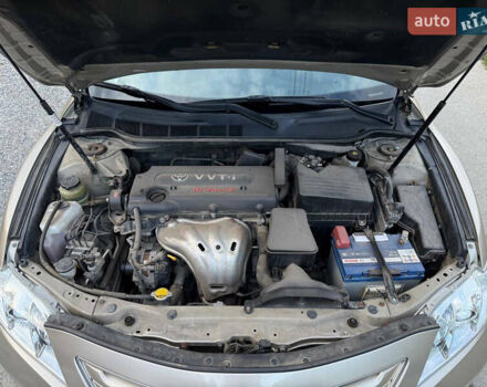 Тойота Камри 2008 в Харькове на Automoto.ua Бежевый Тойота Камри, объемом двигателя 2.4 л и пробегом 73 тыс. км за 10000 $, фото 65 на Automoto.ua