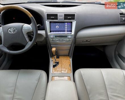 Бежевый Тойота Камри, объемом двигателя 3.5 л и пробегом 156 тыс. км за 9500 $, фото 38 на Automoto.ua
