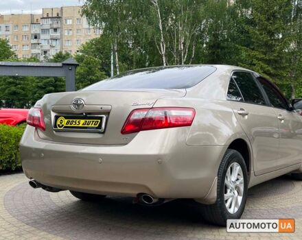 Бежевый Тойота Камри, объемом двигателя 3.5 л и пробегом 338 тыс. км за 9600 $, фото 6 на Automoto.ua