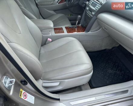 Бежевый Тойота Камри, объемом двигателя 2.4 л и пробегом 117 тыс. км за 7499 $, фото 22 на Automoto.ua